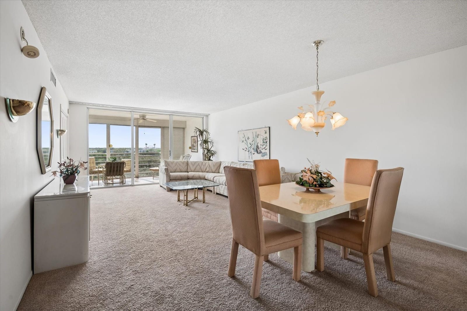 575 Oaks Lane 908, Pompano Beach, FL 33069