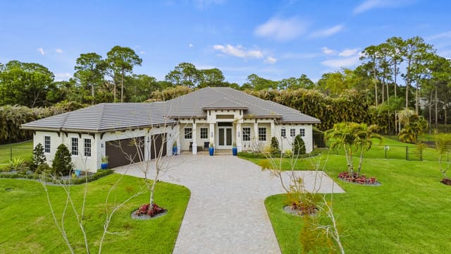6777 140th Lane N, Palm Beach Gardens, FL 33418