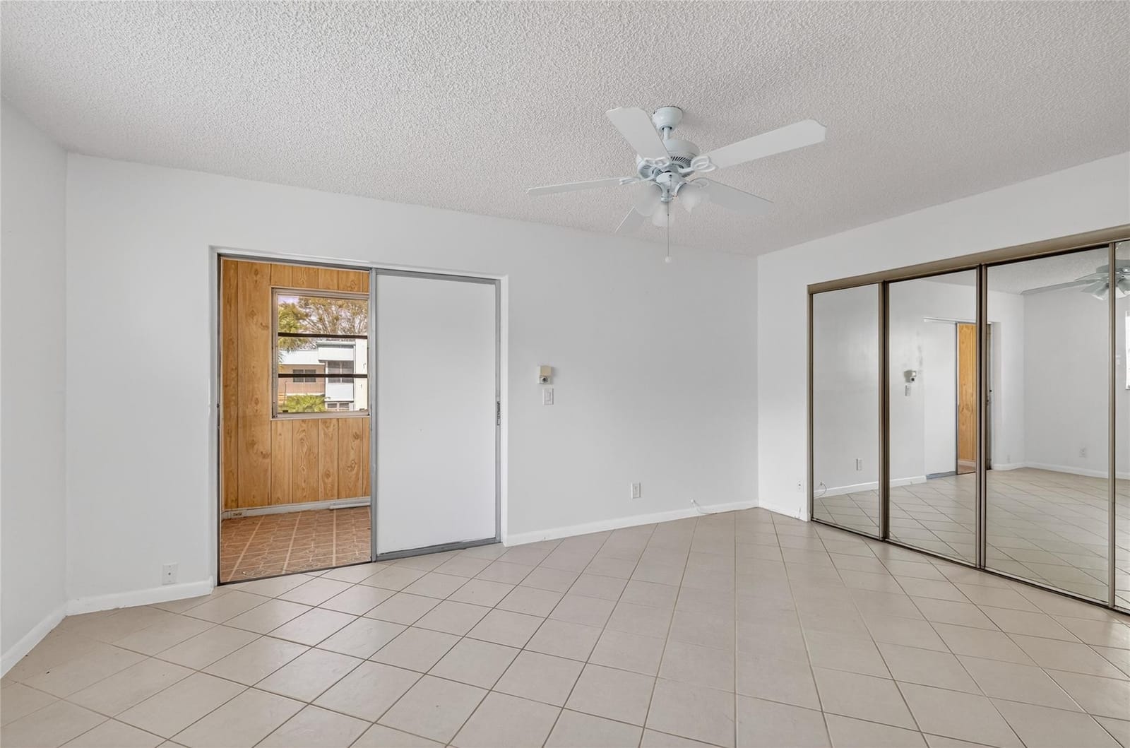 608 Normandy M — photo 10