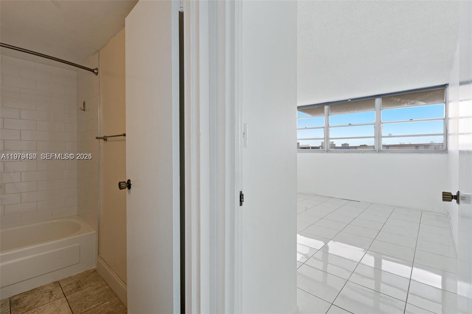 13155 Ixora Court 406, North Miami, FL 33181 photo 9