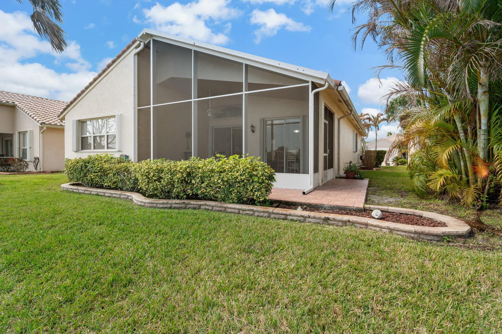 364 NW Sunview Way — photo 3