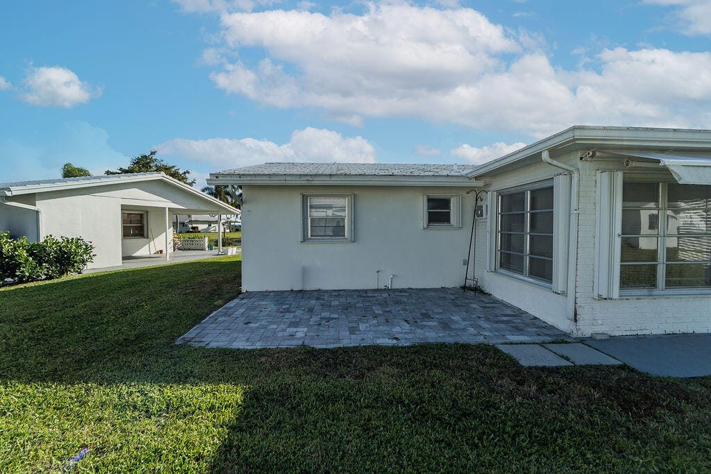 688 SW Lake Court, Boynton Beach, FL 33426 photo 19