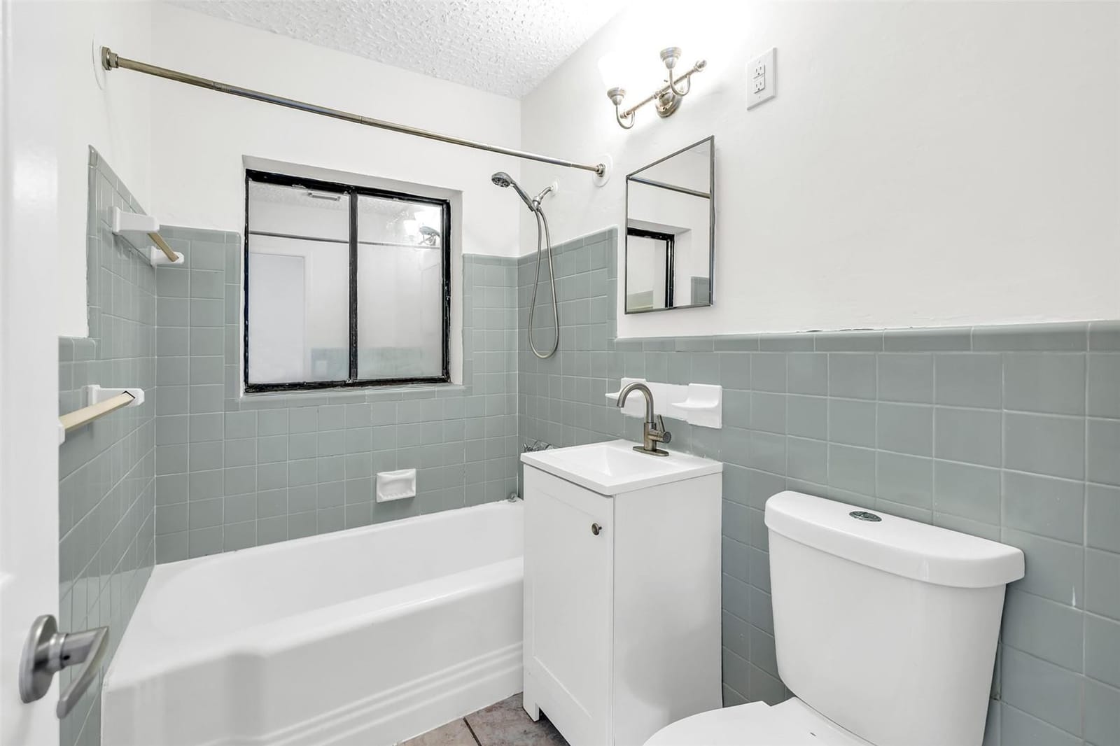 1317 NW 7th Terrace — photo 12