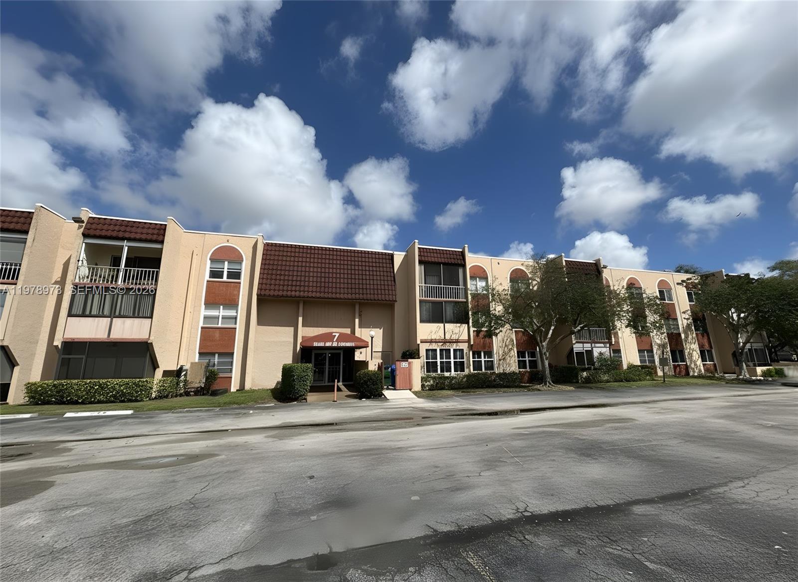8280 SW 24th Street 7104, North Lauderdale, FL 33068, North Lauderdale