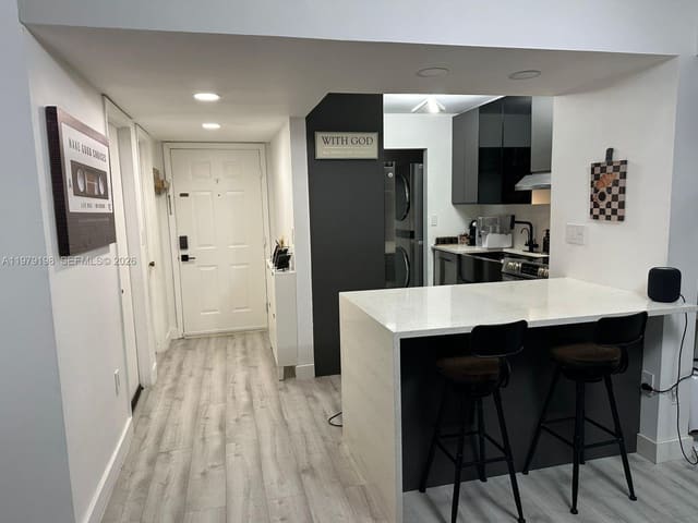 931 NE 199th Street 102-22, Carmel At California Cl C, Miami, FL