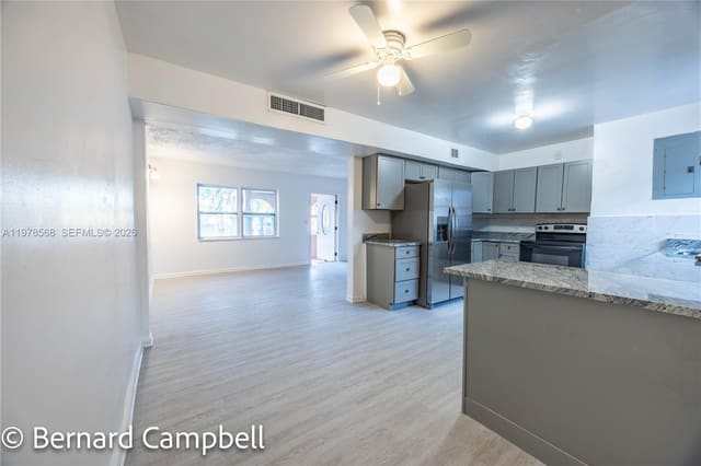 918 NW 13th Court 1, Fort Lauderdale, FL 33311