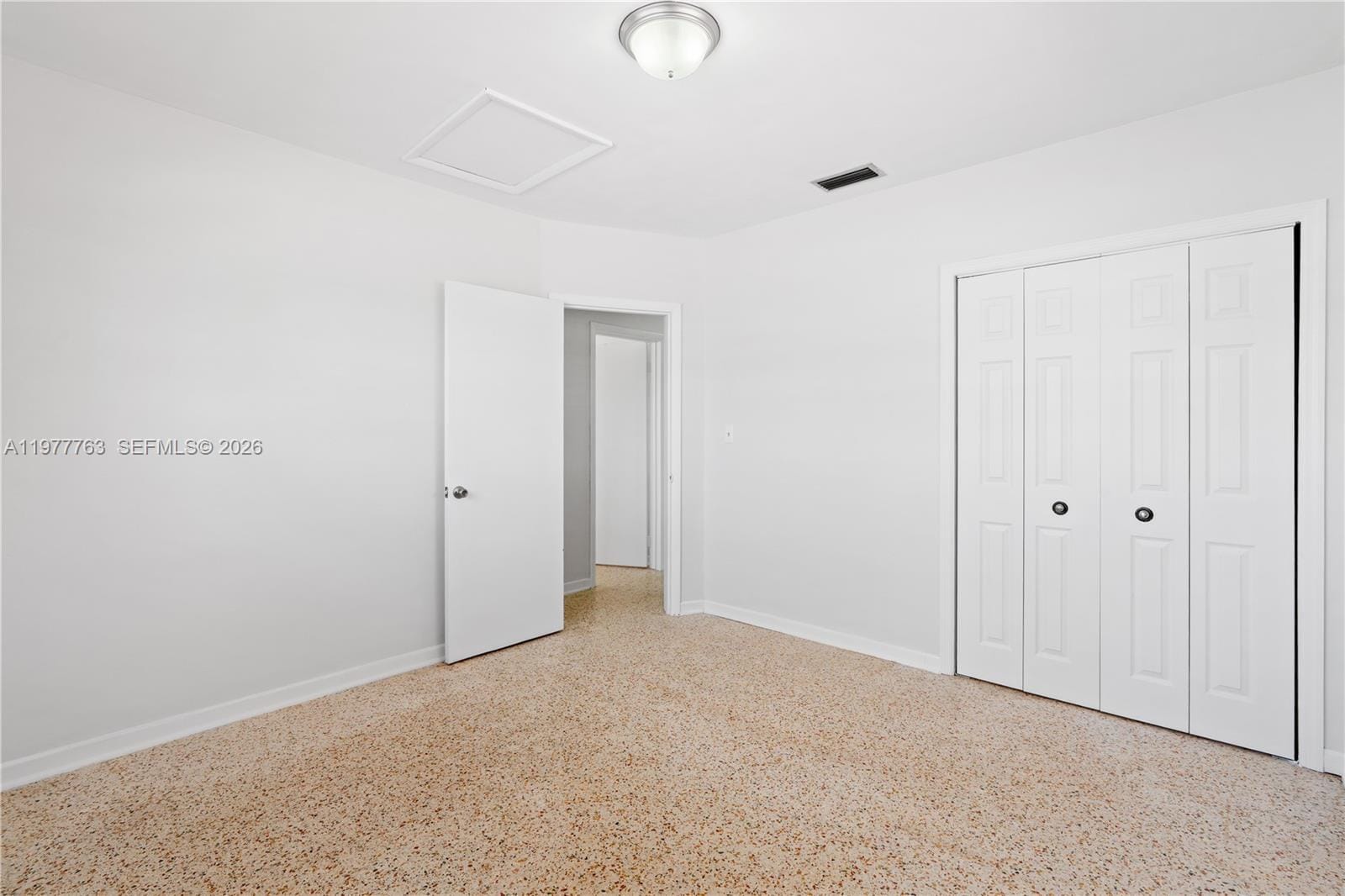 1100 W 53rd Terrace, Hialeah, FL 33012 photo 27