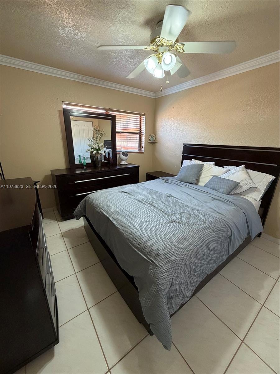 1800 W 54th Street 309 — photo 12