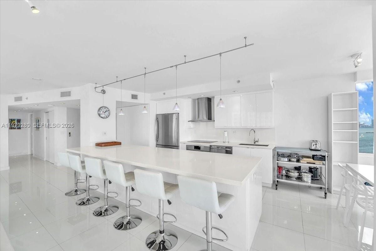 400 S Pointe Drive 1910, Miami Beach, FL 33139 photo 16