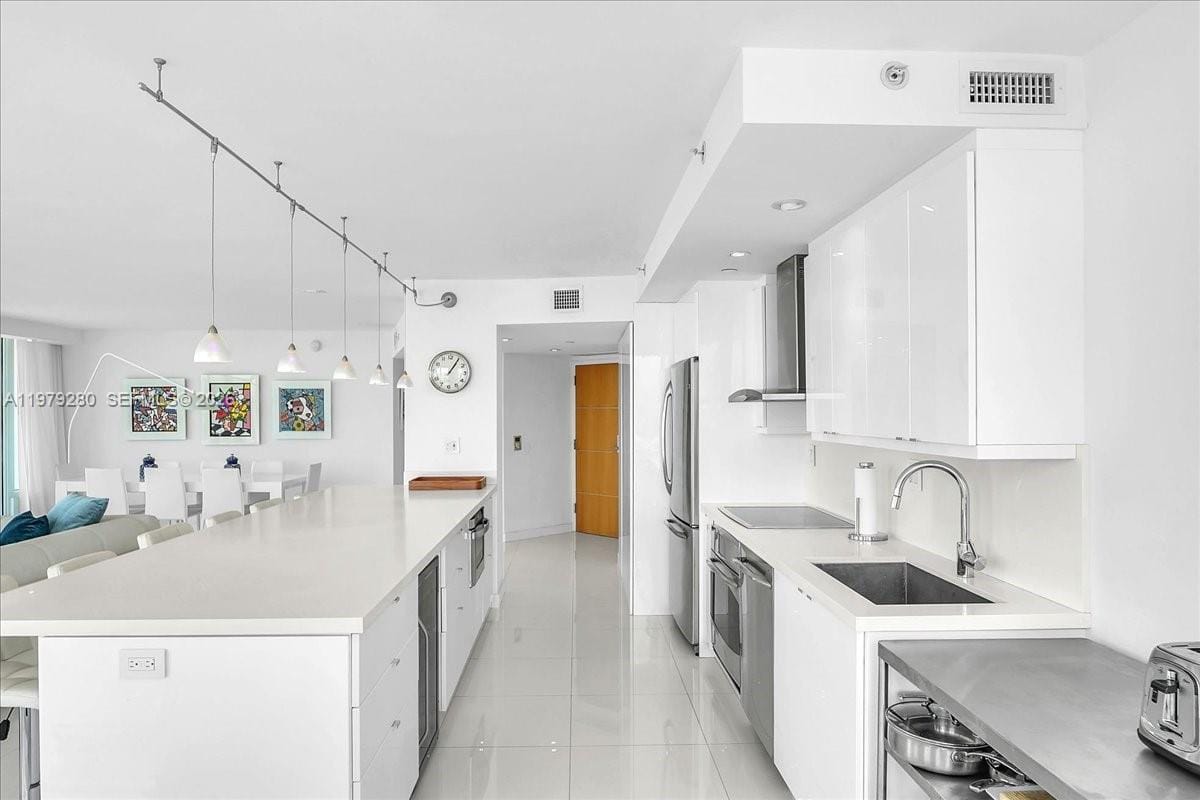 400 S Pointe Drive 1910, Miami Beach, FL 33139 photo 20