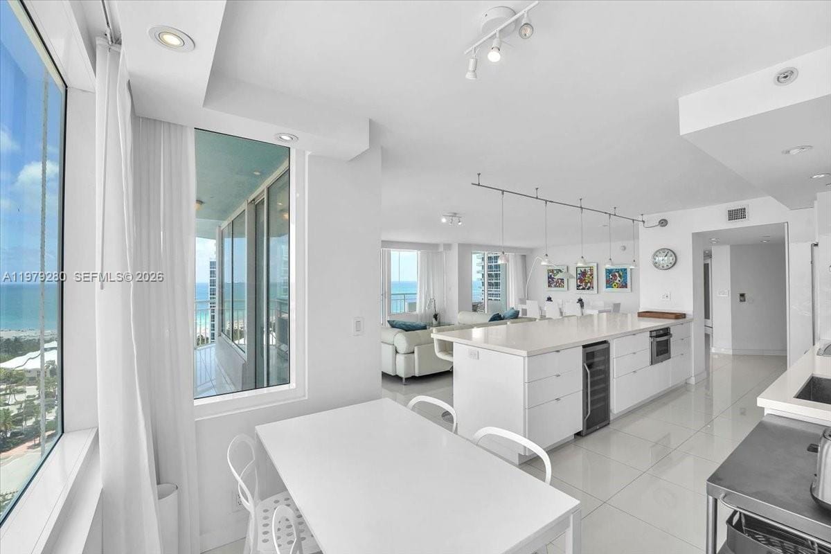 400 S Pointe Drive 1910, Miami Beach, FL 33139 photo 21