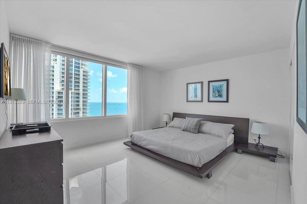 400 S Pointe Drive 1910, Miami Beach, FL 33139 photo 25