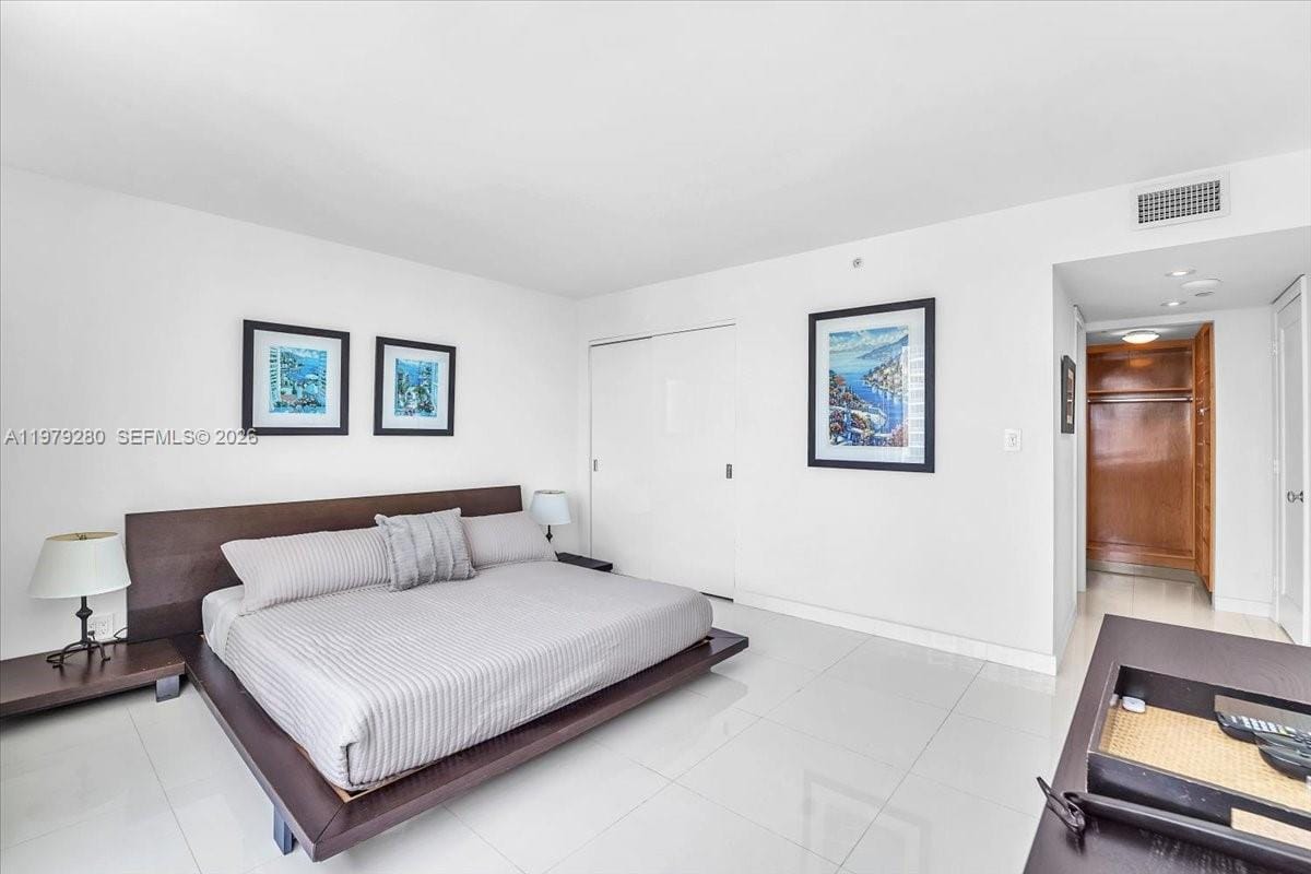 400 S Pointe Drive 1910, Miami Beach, FL 33139 photo 27