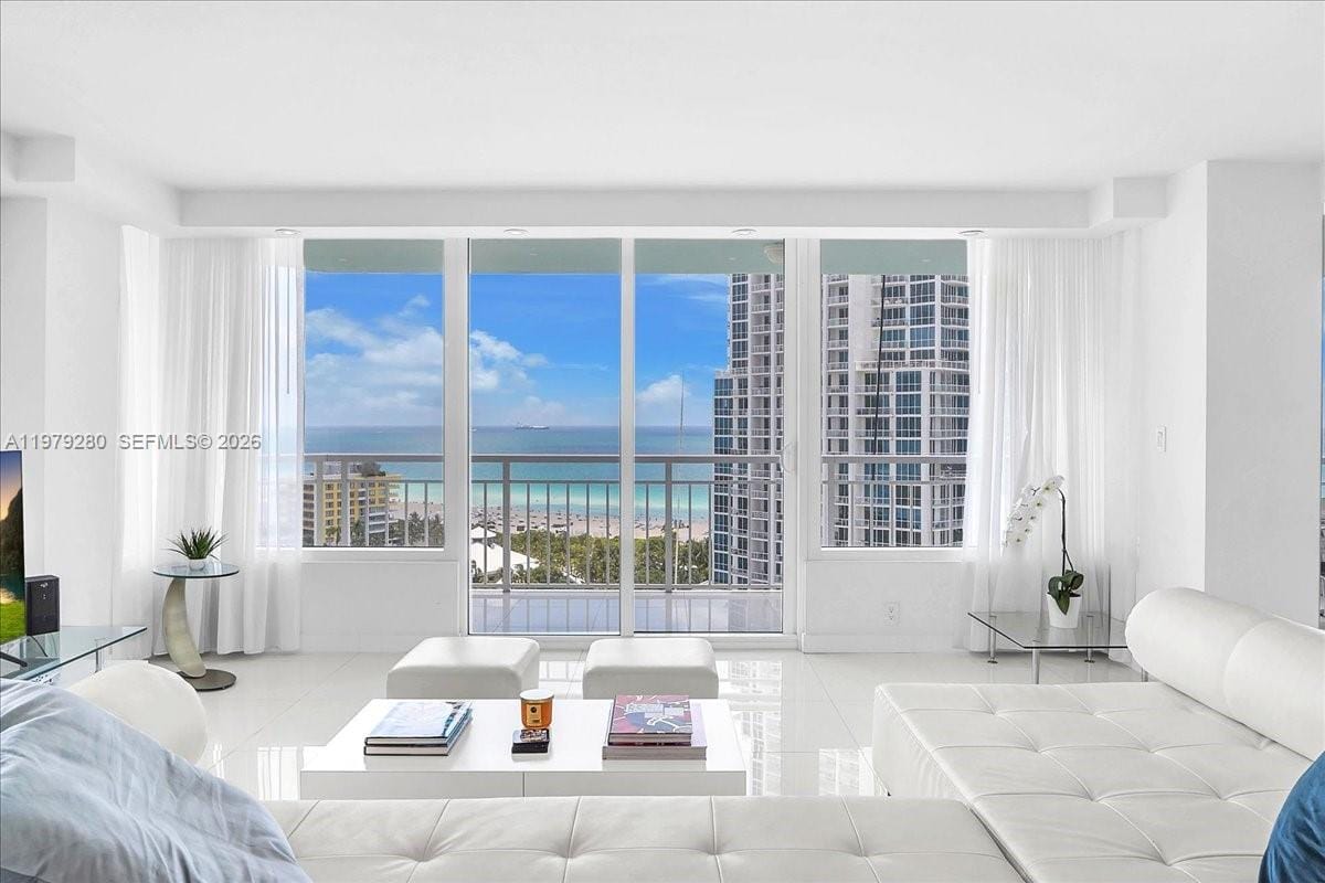 400 S Pointe Drive 1910, Miami Beach, FL 33139 photo 7