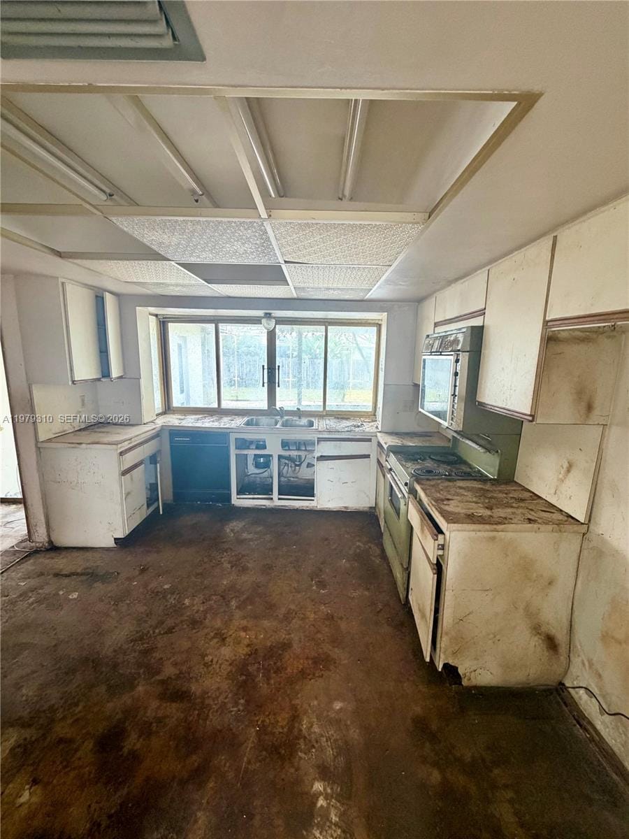 1761 SW 55th Avenue, Plantation, FL 33317 photo 8