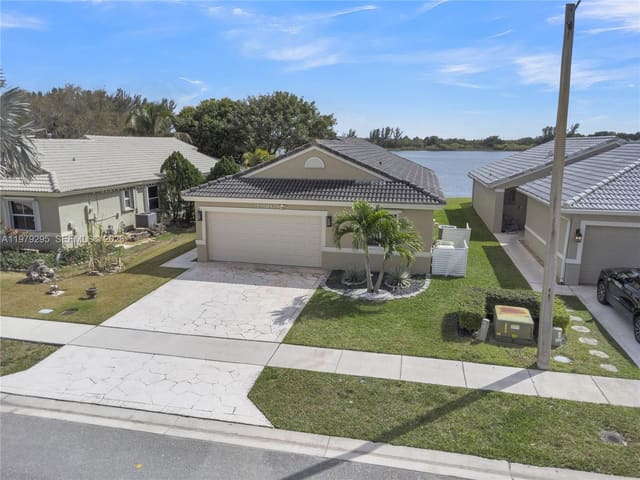 9900 S Grand Duke Circle, sold in Land Section 8, Tamarac, FL