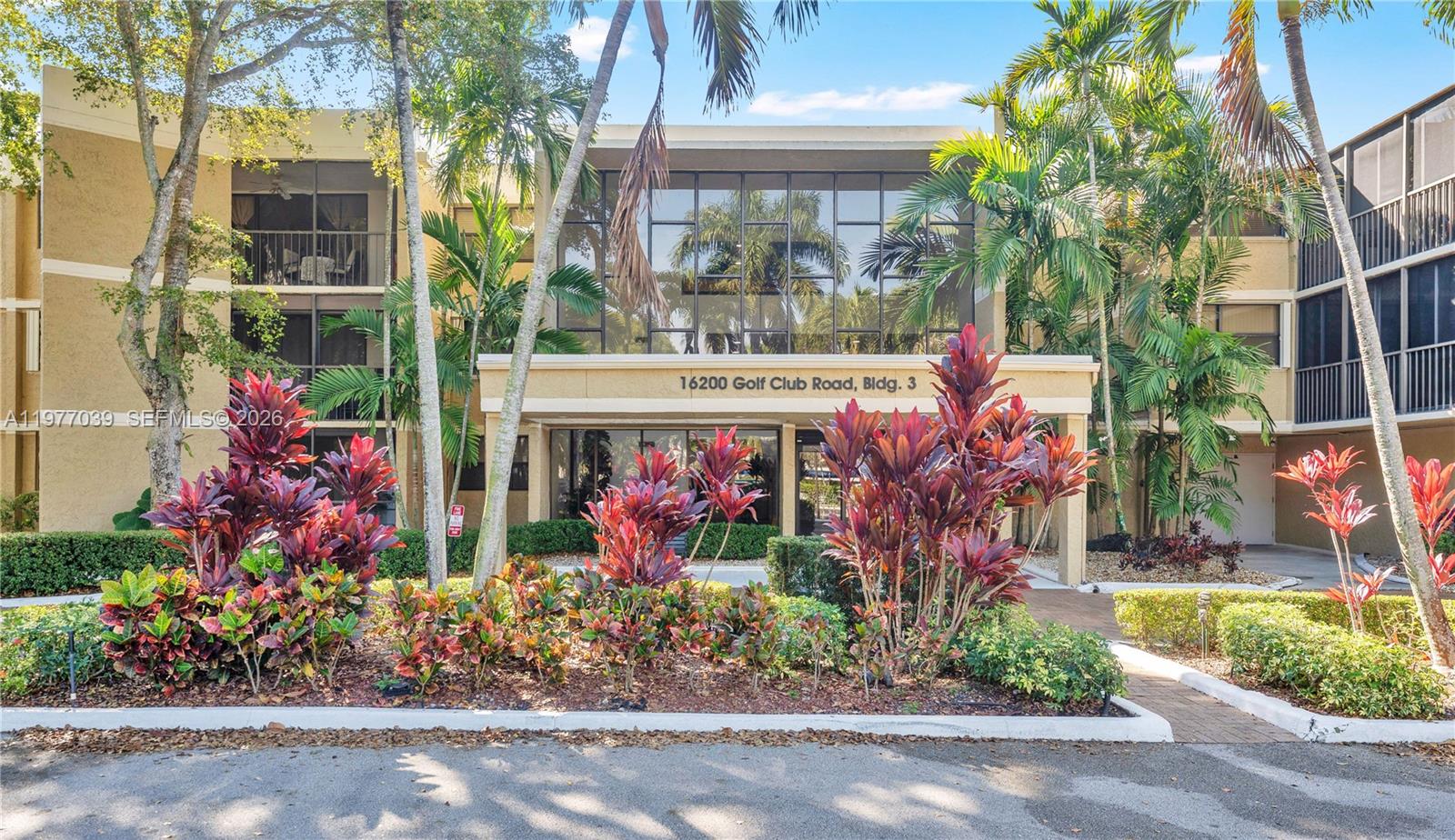 16200 Golf Club Road 102 — photo 2