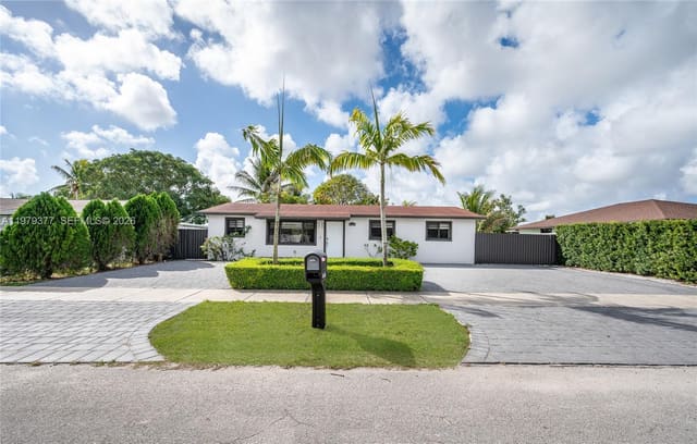 11442 SW 225th Street, sold in Richland Estates, Miami, FL