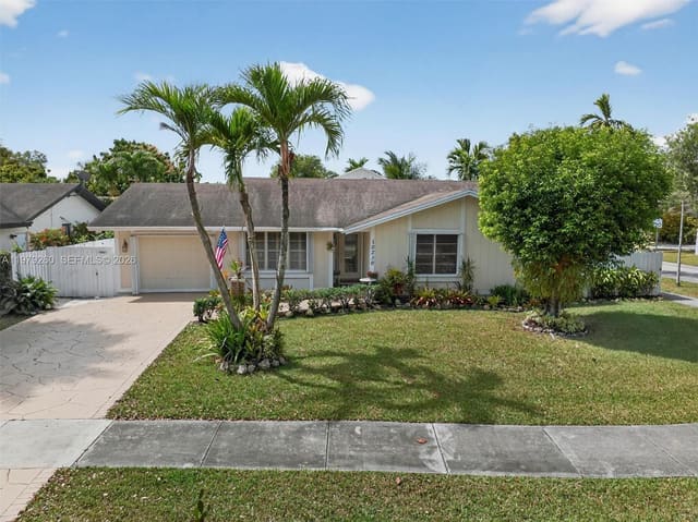 10230 SW 130th Avenue, sold in First Addn To Calusa Club, Miami, FL