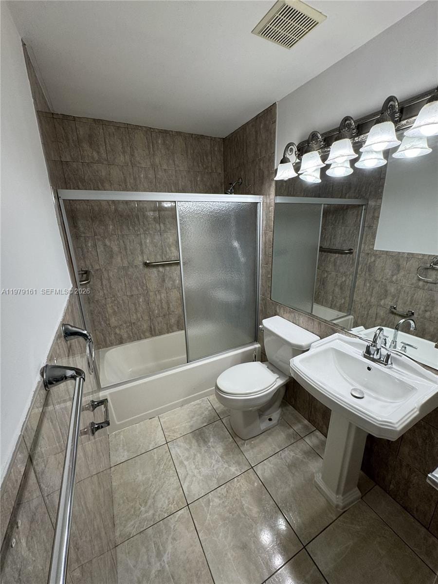 19750 Cypress Court, Hialeah, FL 33015 photo 17