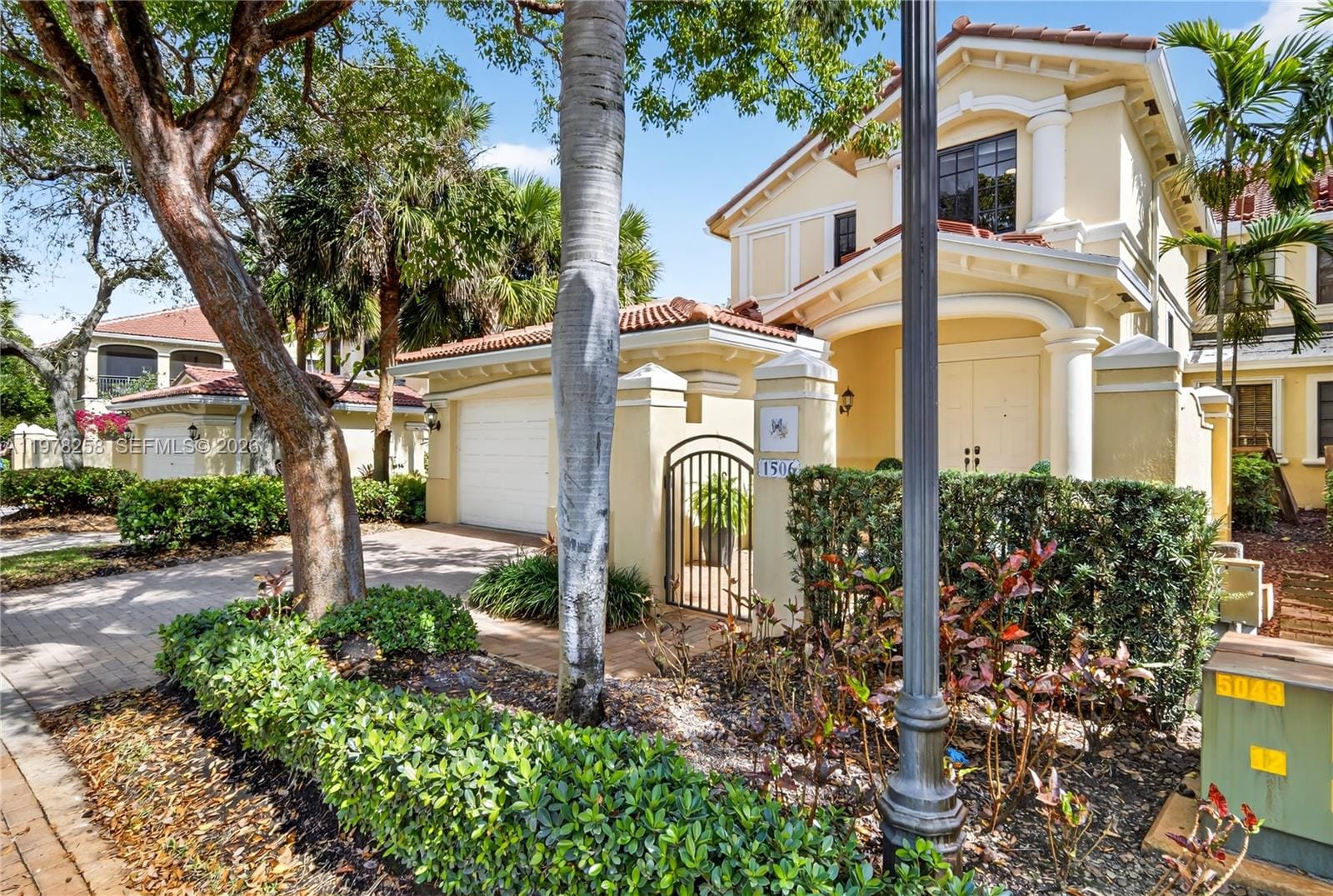 1506 Passion Vine Circle 23-3 — photo 3
