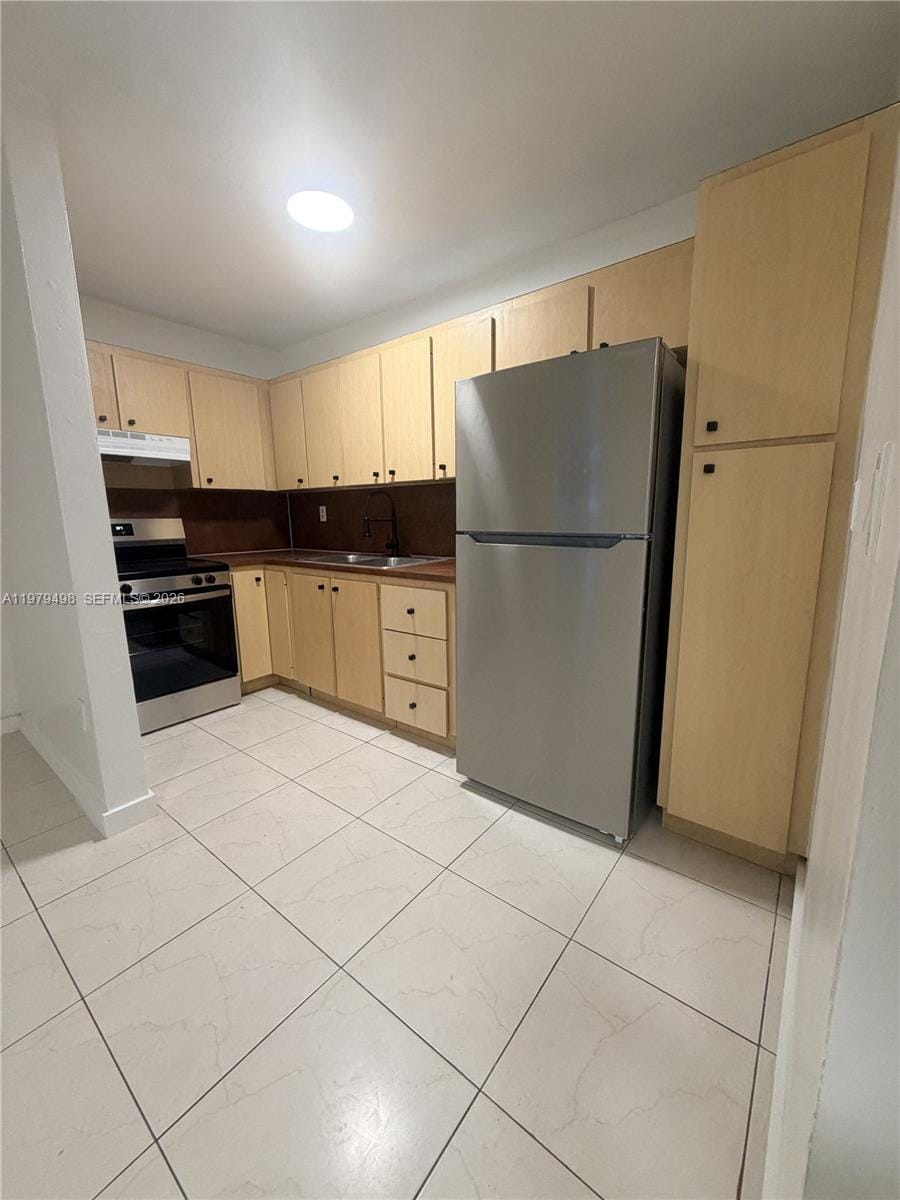 1525 NW 19th Terrace 15 — photo 6