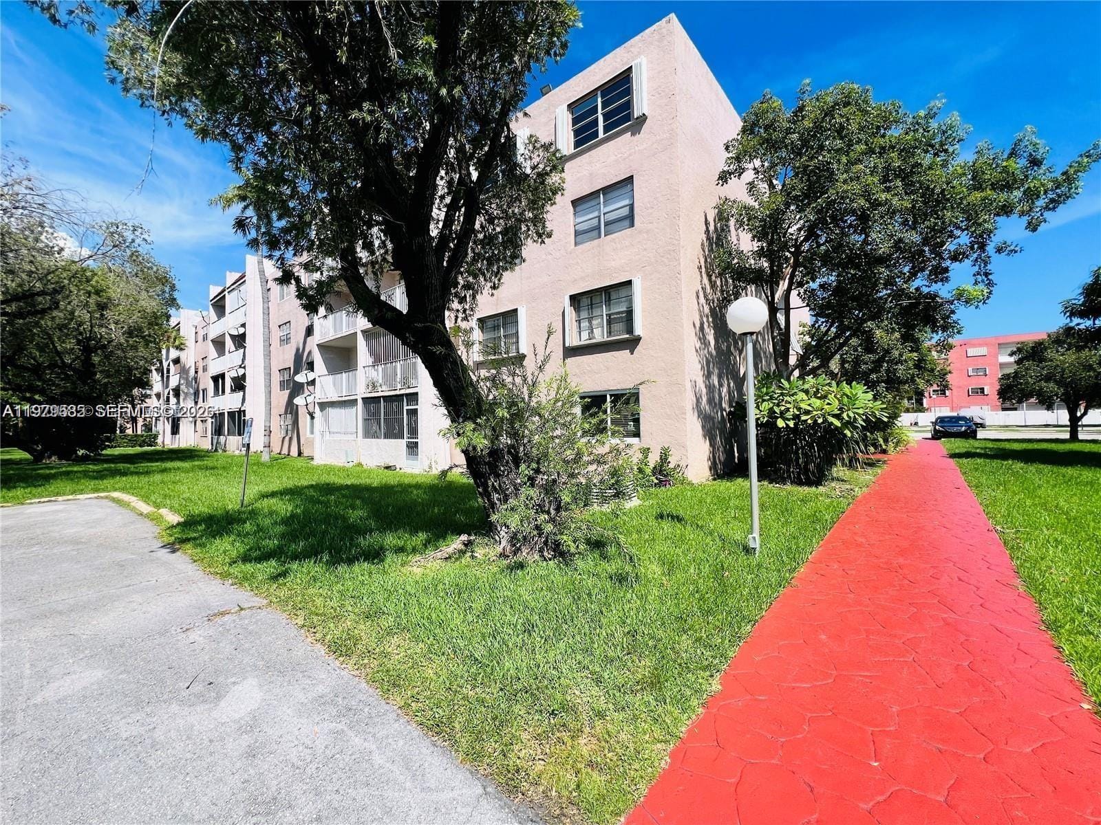 8405 NW 8th Street 304, Miami, FL 33126 photo 22