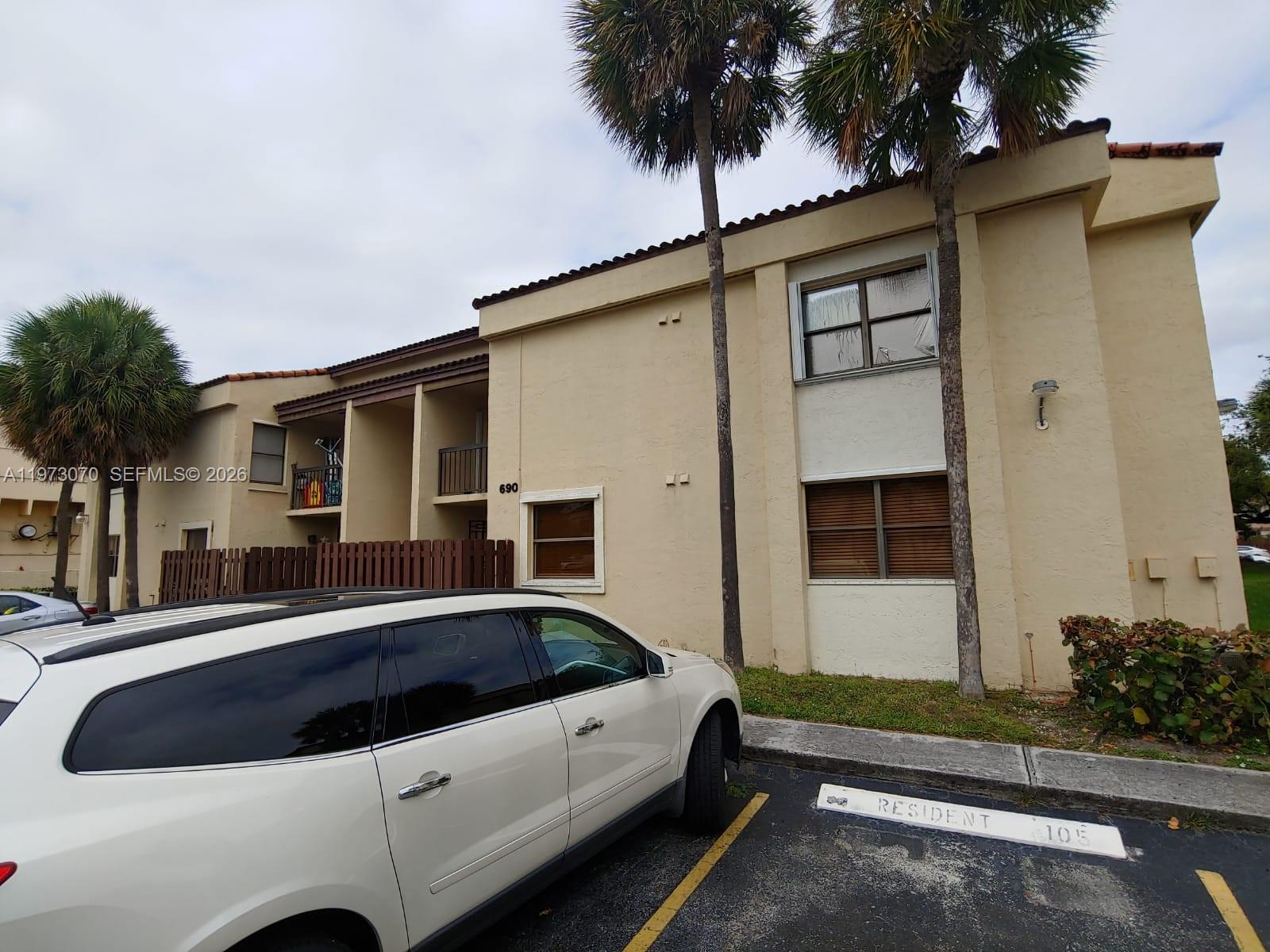690 W Park Drive 2-204 — photo 4