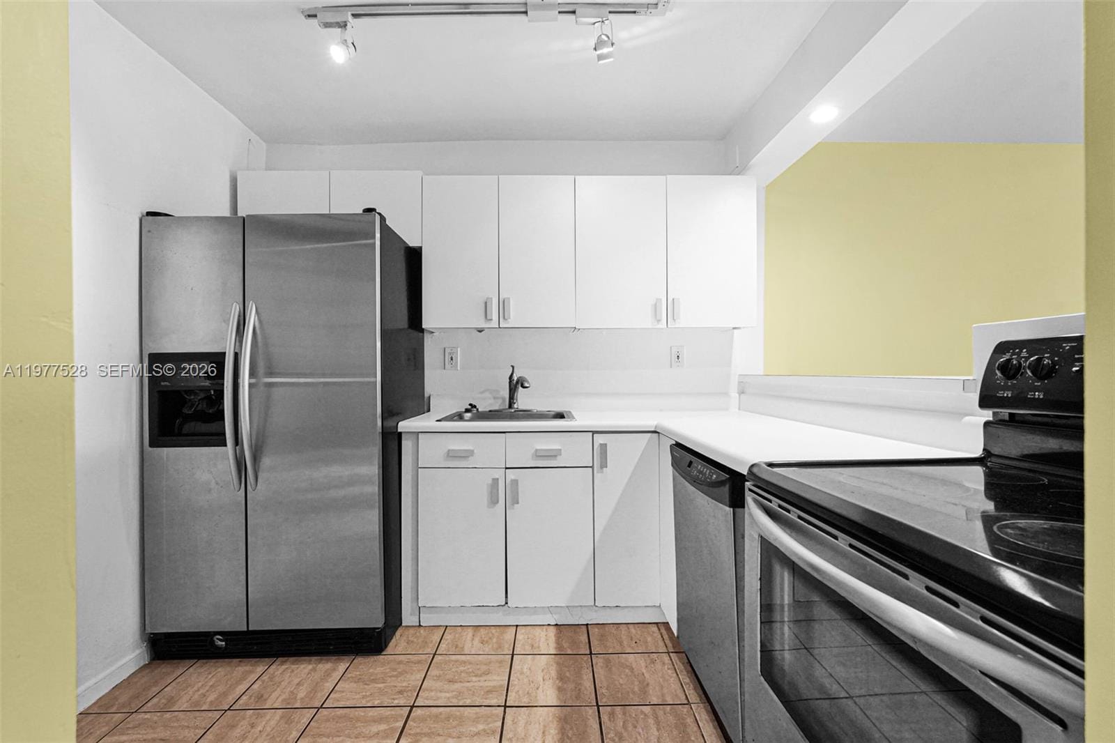 950 Euclid Avenue 306 — photo 7