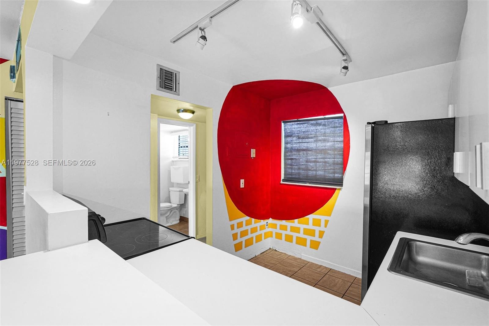 950 Euclid Avenue 306 — photo 9