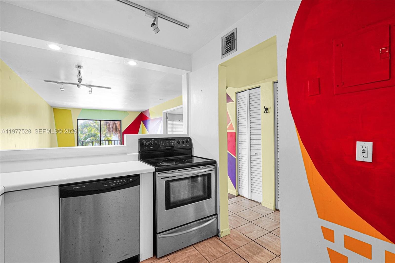 950 Euclid Avenue 306 — photo 10