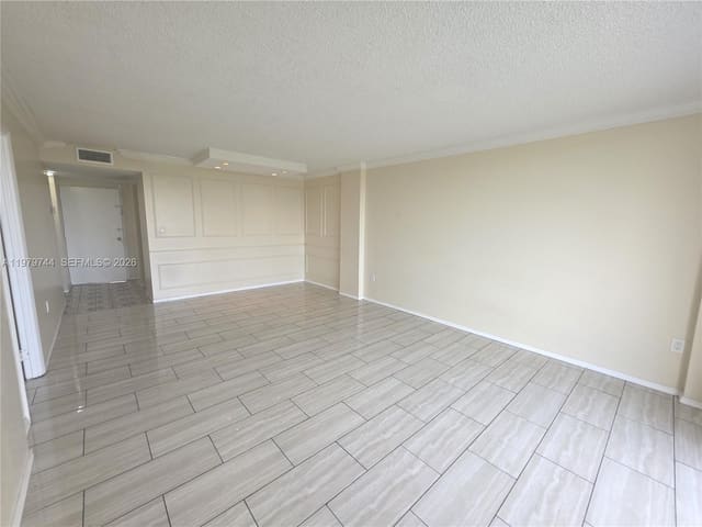 15600 NW 7th Avenue 511, Parkway Towers, Miami, FL