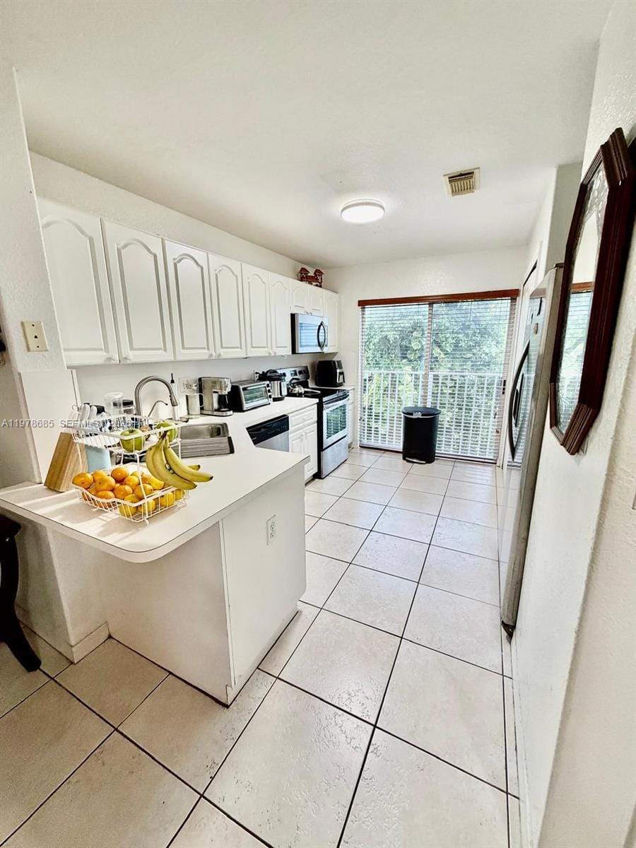 5605 NW 109th Avenue 76, Doral, FL 33178 photo 14