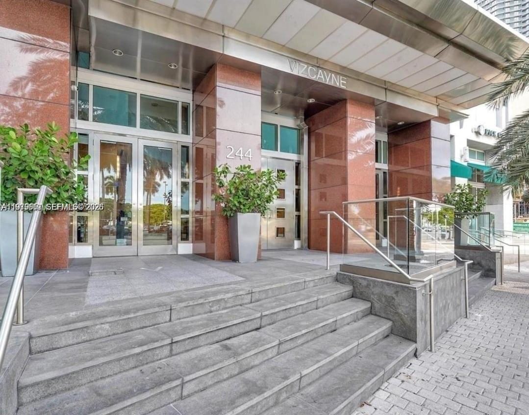 244 Biscayne Boulevard 440 — photo 4