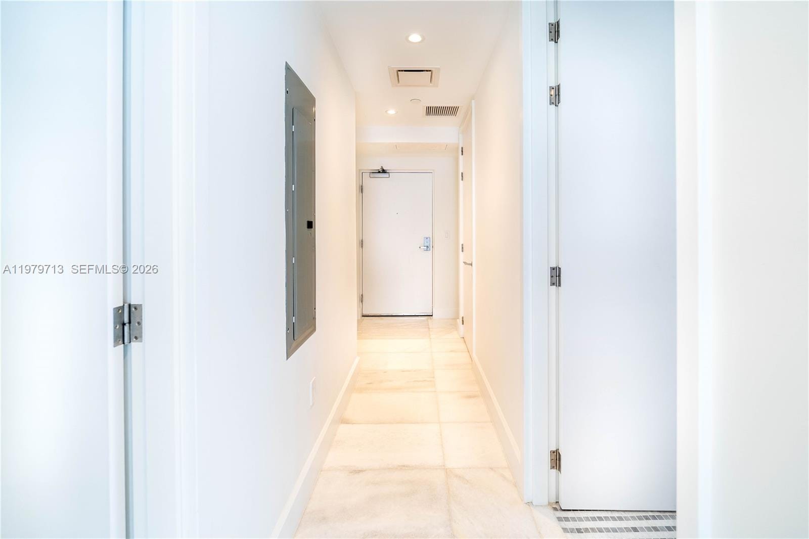 700 NE 26th Terrace 3006 — photo 5