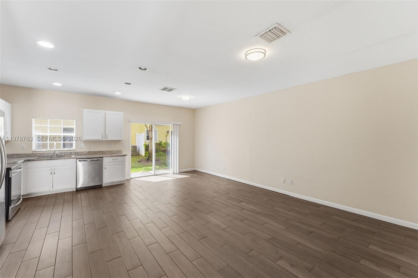 4032 NW 11th Street — photo 5