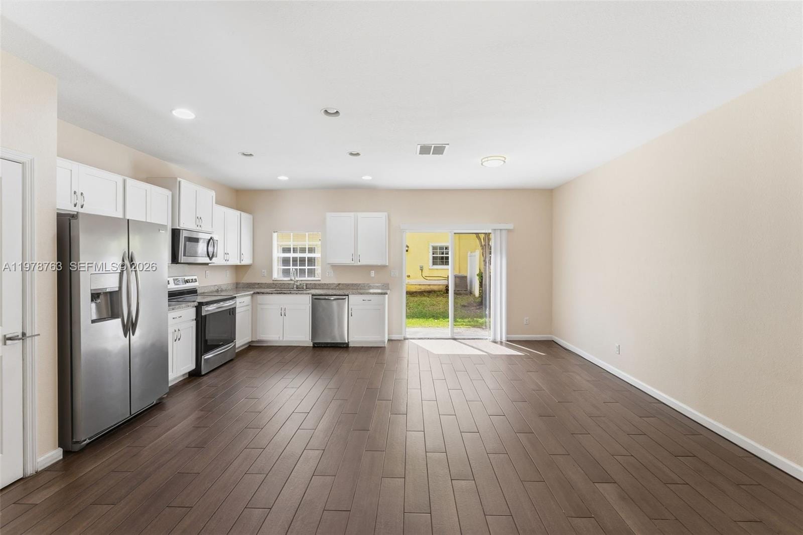 4032 NW 11th Street — photo 6