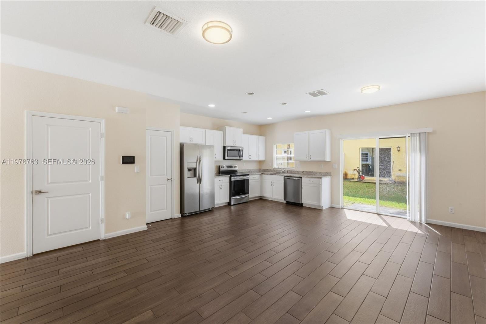 4032 NW 11th Street — photo 7
