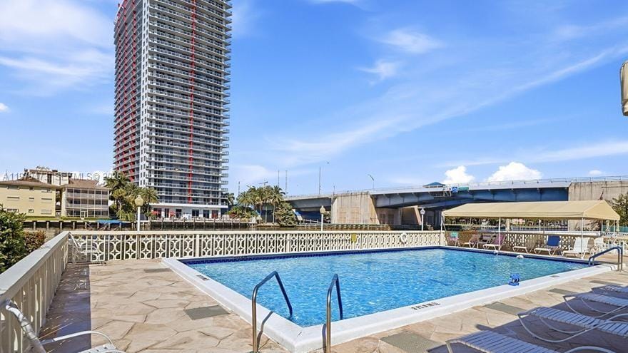 1825 S Ocean Drive 811, Hallandale Beach, FL 33009 photo 2