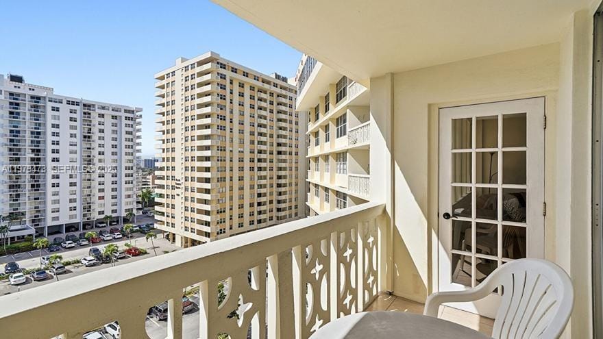 1825 S Ocean Drive 811, Hallandale Beach, FL 33009 photo 7