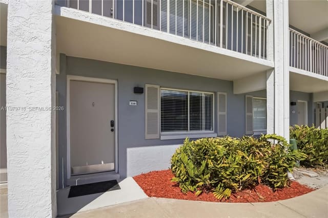 127 Oyster Bay 110, FL 32701