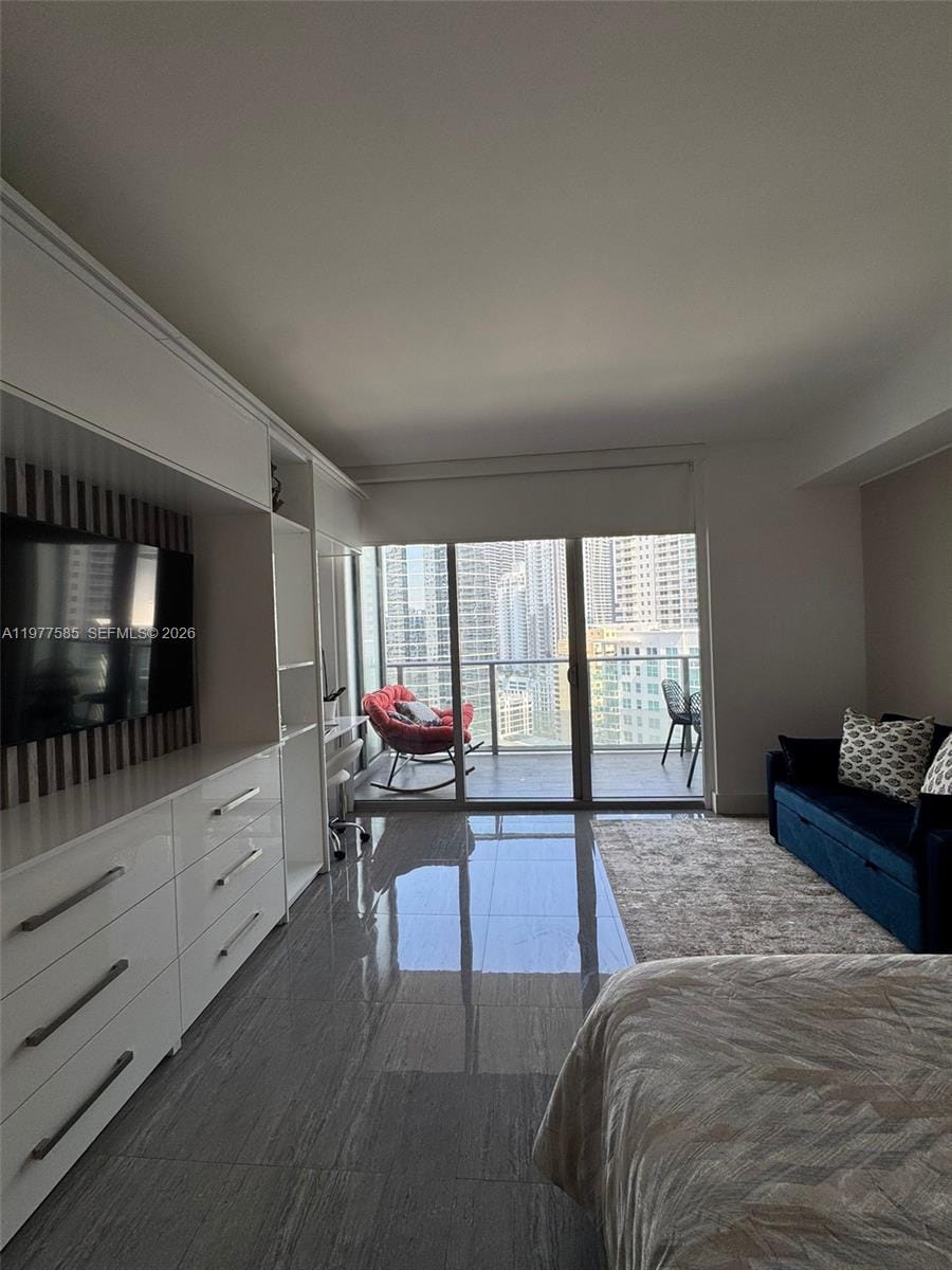 1300 Brickell Bay Drive 2512 — photo 2