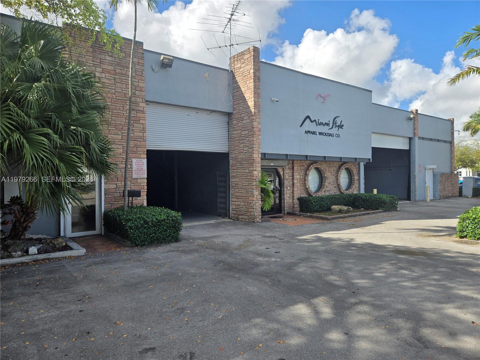 7480 NW 52nd Street, Miami, FL 33166, Miami