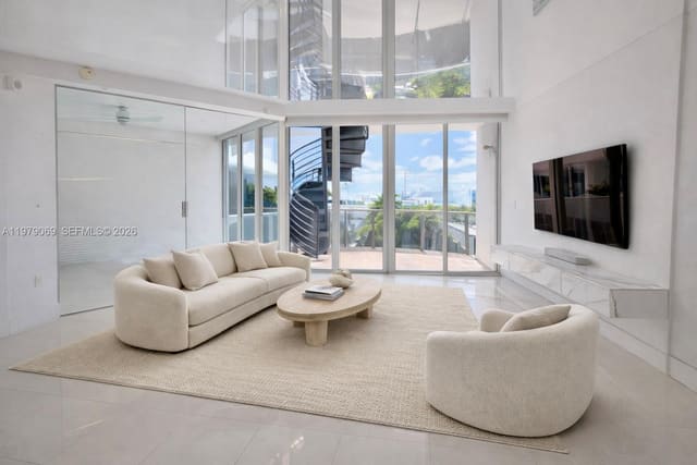 2155 Washington Court 606, sold in Artepark North Condo, Miami Beach, FL