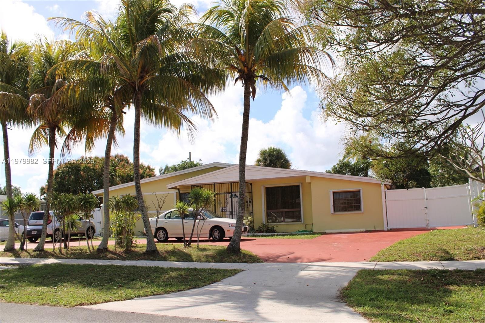 3740 SW 32nd Street, West Park, FL 33023 photo 3