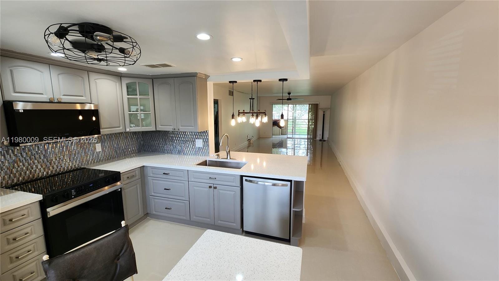 2403 Antigua Circle L2 — photo 4