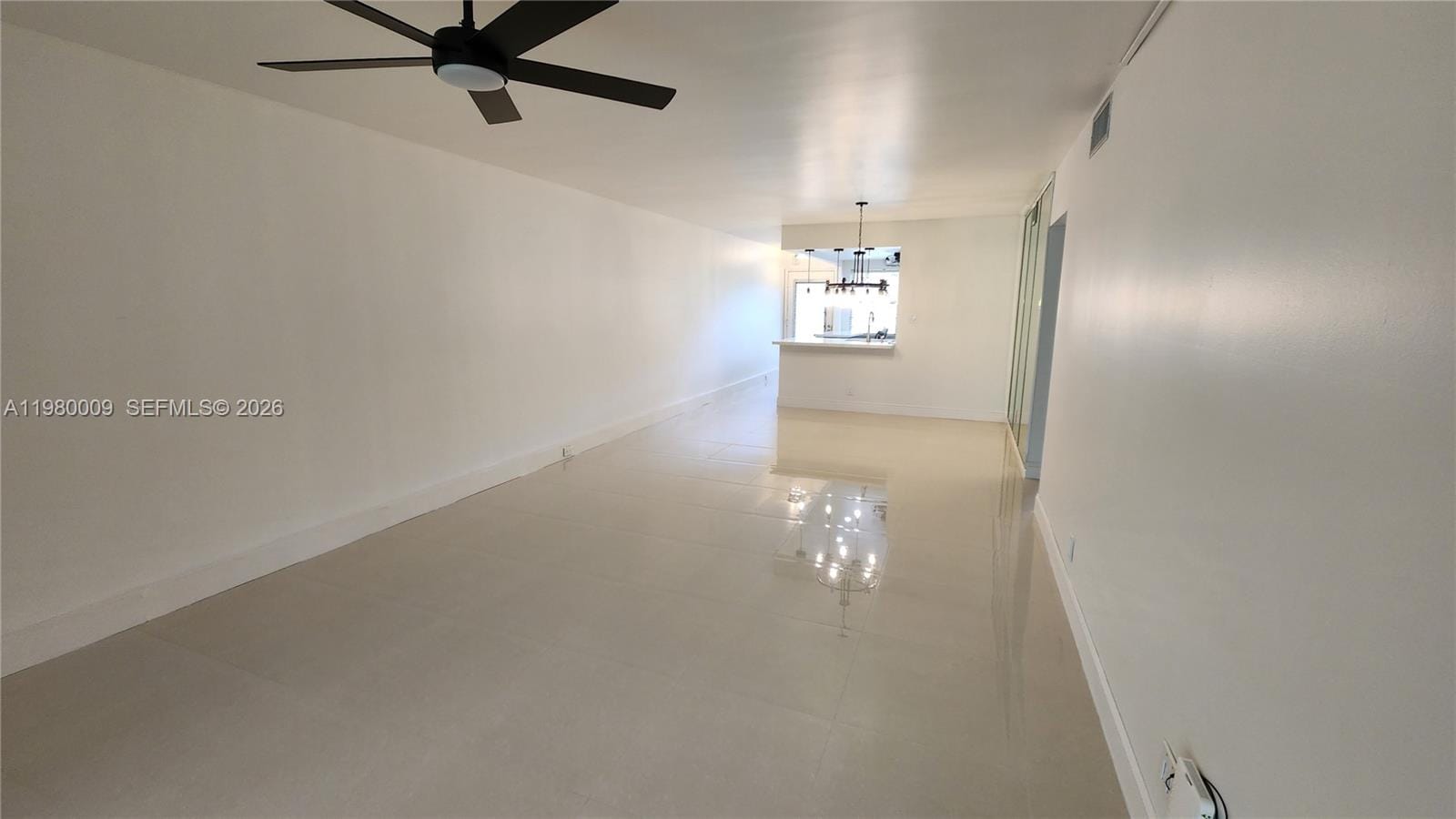 2403 Antigua Circle L2 — photo 8