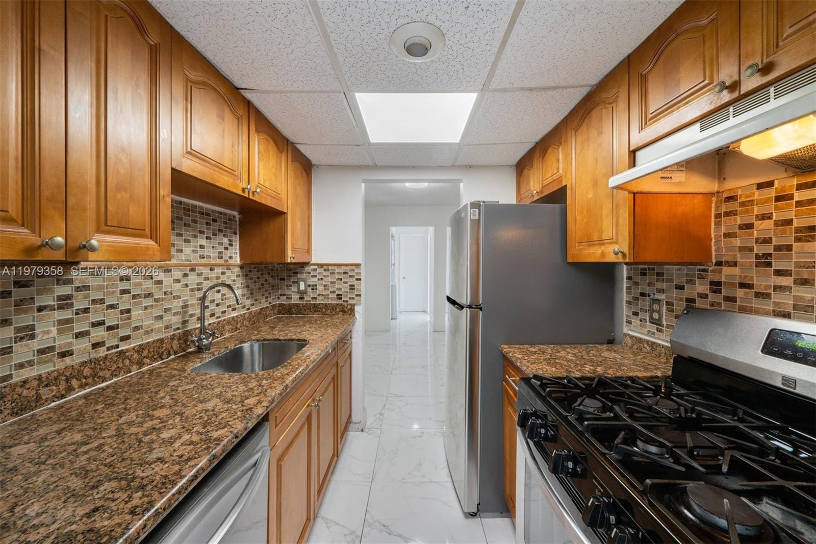 915 Jefferson Avenue 2C — photo 4