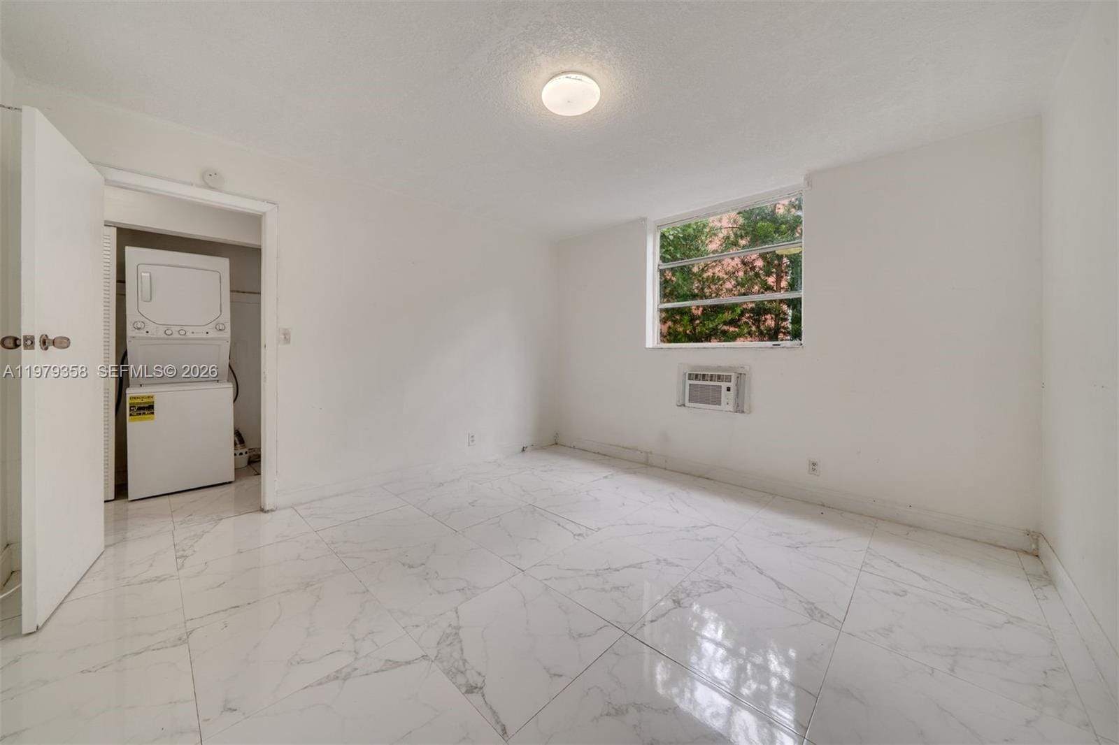 915 Jefferson Avenue 2C — photo 9