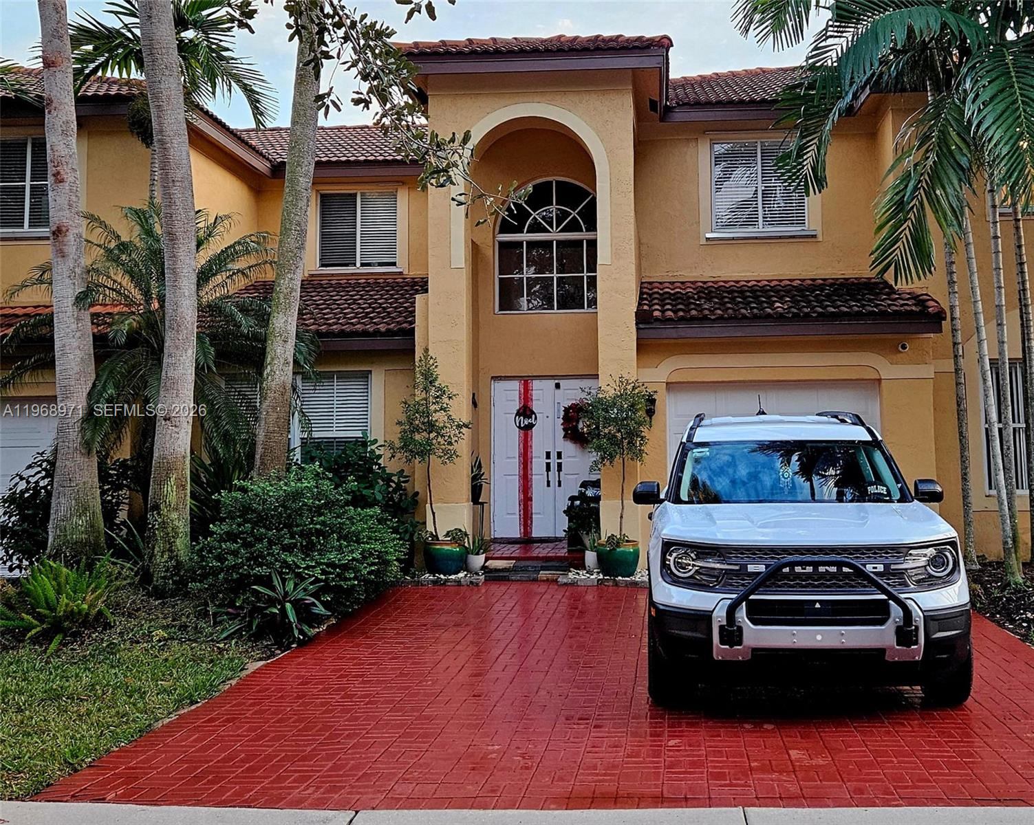 14070 S Forest Oak Circle, Davie, FL 33325, Davie